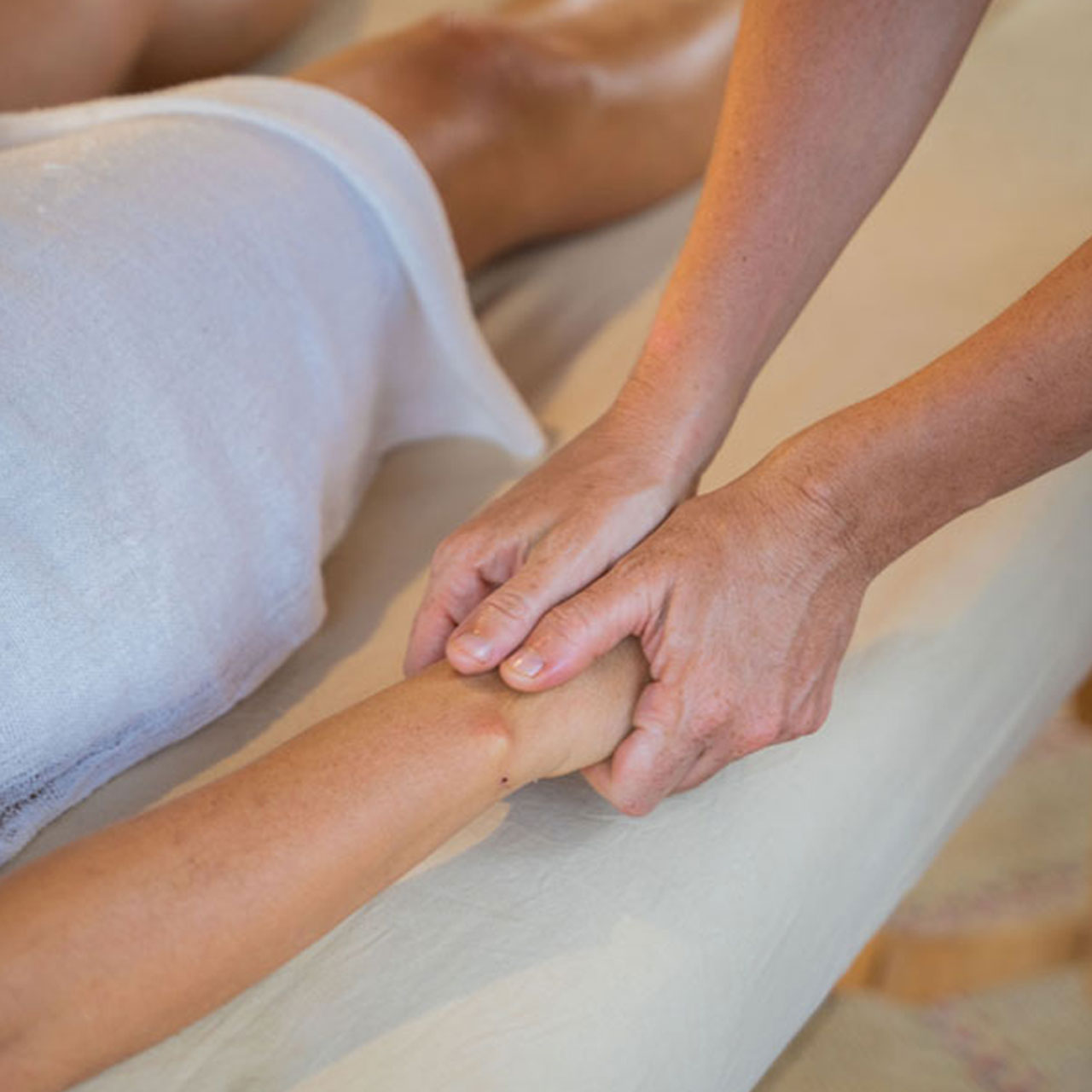 Cursos de Massagem Ayurvédica - Solaris Terapias Naturais - Centro Ayurvédico - Francesca Cortellini